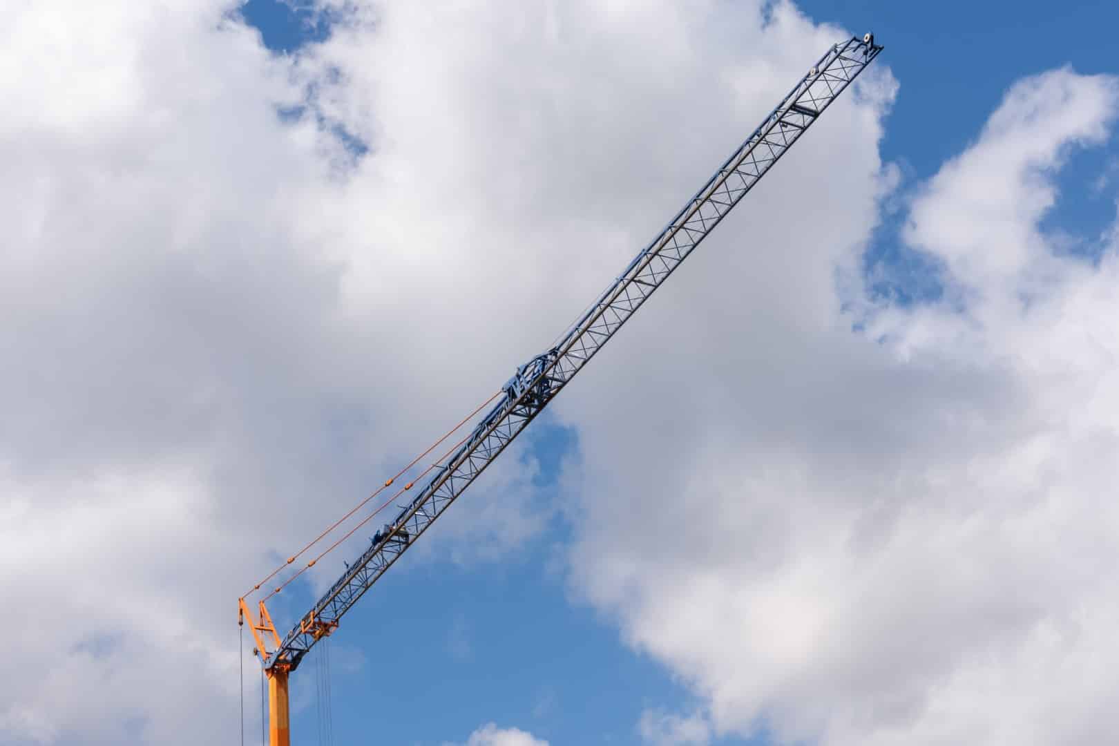 Understanding crane operation risks